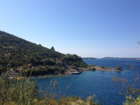 Dragove – bunkier łodzi patrolowych (Wideo z wnętrza)